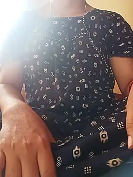 Snapshot of NISHU-TELUGU chatting on 10/12/25, 09:21 NISHU-TELUGU online show from 10/12/25, 09:21