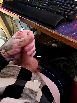WTCMclovin online show from 12/19/25, 08:44