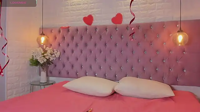 amber sparkle online show from 02/09/26, 12:47