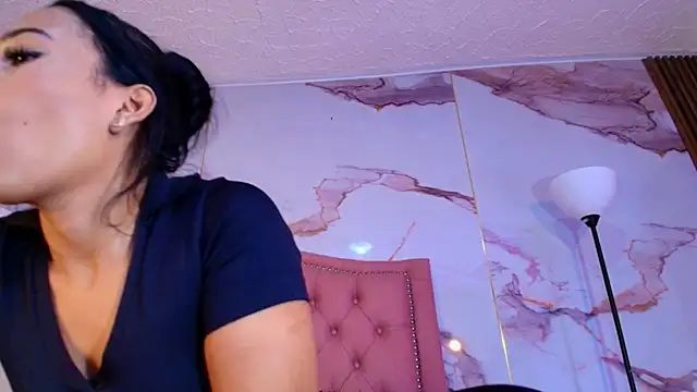 Snapshot of AlyaThompson chatting on 02/15/26, 04:24 AlyaThompson online show from 02/15/26, 04:24