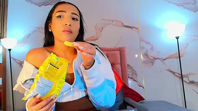 Snapshot of AlyaThompson chatting on 02/14/26, 04:13 AlyaThompson online show from 02/14/26, 04:13