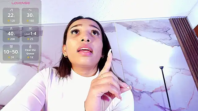 Snapshot of AlyaThompson chatting on 12/16/25, 04:06 AlyaThompson online show from 12/16/25, 04:06