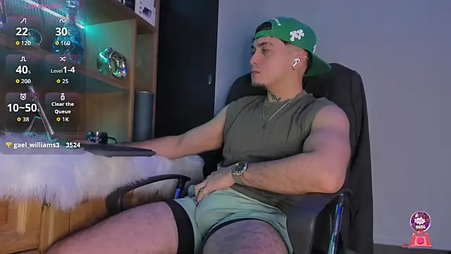 Snapshot of Gael_williams1 chatting on 11/10/25, 01:43 Gael williams1 online show from 11/10/25, 01:43