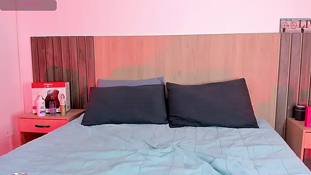 Abby-Torres online show from 11/29/25, 03:39