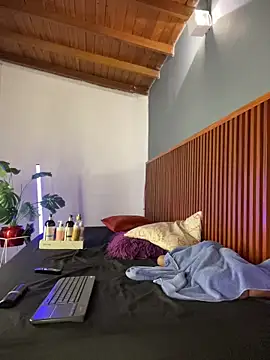 Snapshot of MarilynSmith01 chatting on 04/12/26, 08:34 MarilynSmith01 online show from 04/12/26, 08:34