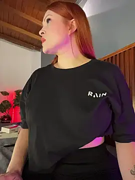 Snapshot of MarilynSmith01 chatting on 02/13/26, 07:36 MarilynSmith01 online show from 02/13/26, 07:36