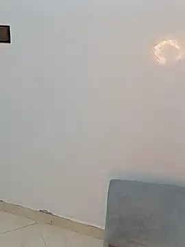 Queen-15 online show from 11/10/25, 06:02