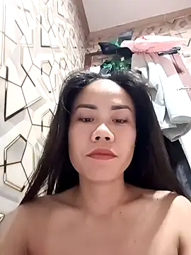 sexhot 22 online show from 11/28/25, 08:20