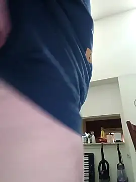 candygurl666 online show from 09/18/25, 04:21