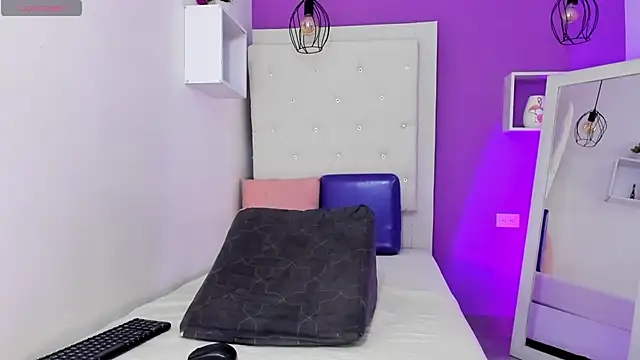 Horny ebonys online show from 11/20/25, 07:47