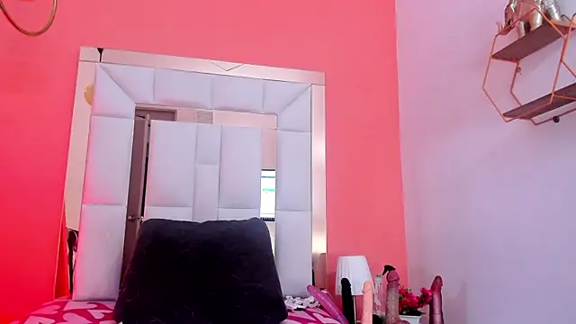 Horny ebonys online show from 11/05/25, 08:01