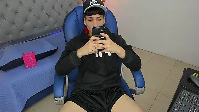 SamBlack  online show from 03/20/26, 01:01