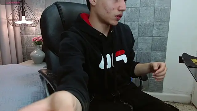 SamBlack  online show from 04/11/26, 08:01