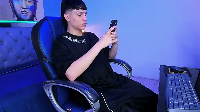 Snapshot of SamBlack_ chatting on 07/17/26, 01:41 SamBlack online show from 07/17/26, 01:41
