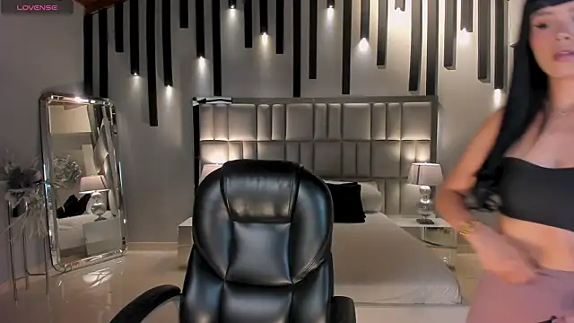 AgathaKondo  online show from 03/30/26, 12:12