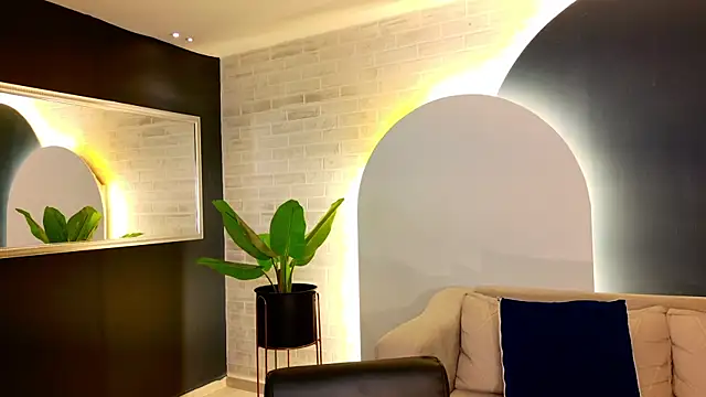 AgathaKondo  online show from 11/06/25, 09:19