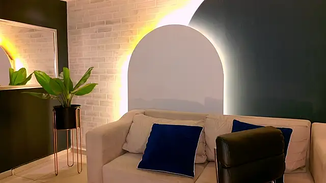 AgathaKondo  online show from 11/14/25, 08:56