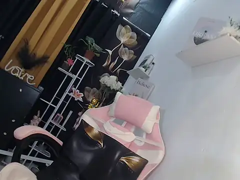 Snapshot of miss_ning chatting on 06/13/26, 05:49 miss ning online show from 06/13/26, 05:49