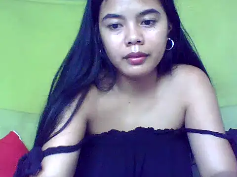 Snapshot of sweet_heaven00 chatting on 10/16/25, 02:09 sweet heaven00 online show from 10/16/25, 02:09