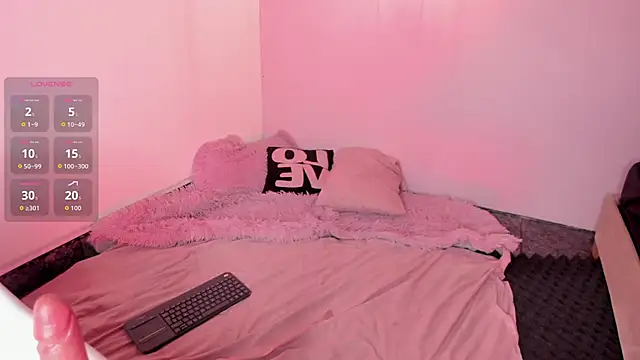 Snapshot of ATENA_JB chatting on 11/05/25, 03:31 ATENA JB online show from 11/05/25, 03:31