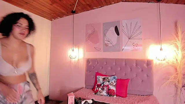 Snapshot of ATENA_JB chatting on 11/25/25, 03:29 ATENA JB online show from 11/25/25, 03:29