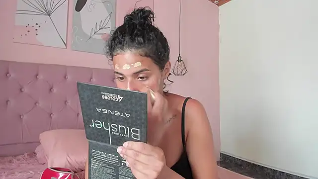 Snapshot of ATENA_JB chatting on 09/26/25, 08:05 ATENA JB online show from 09/26/25, 08:05