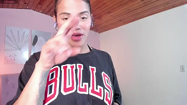 Snapshot of ATENA_JB chatting on 10/24/25, 03:16 ATENA JB online show from 10/24/25, 03:16