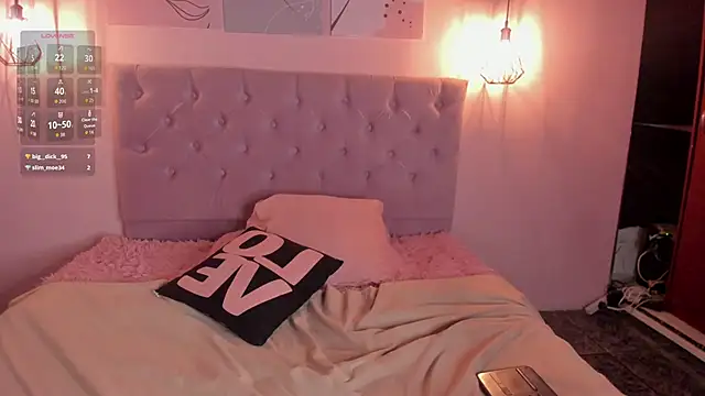 Snapshot of ATENA_JB chatting on 11/12/25, 04:05 ATENA JB online show from 11/12/25, 04:05