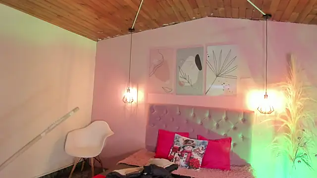 Snapshot of ATENA_JB chatting on 11/20/25, 03:29 ATENA JB online show from 11/20/25, 03:29