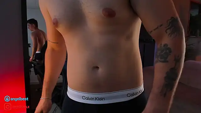 IamAngelCamilo online show from 09/25/25, 10:16