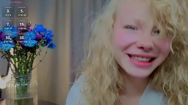 Snapshot of emilyshepar_d chatting on 11/14/25, 03:21 emilyshepar d online show from 11/14/25, 03:21