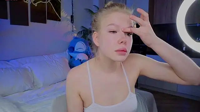 emilyshepar d online show from 04/17/26, 01:52