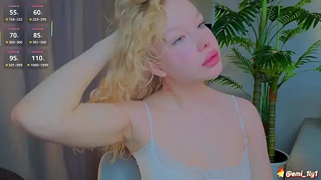 Snapshot of emilyshepar_d chatting on 11/10/25, 02:38 emilyshepar d online show from 11/10/25, 02:38