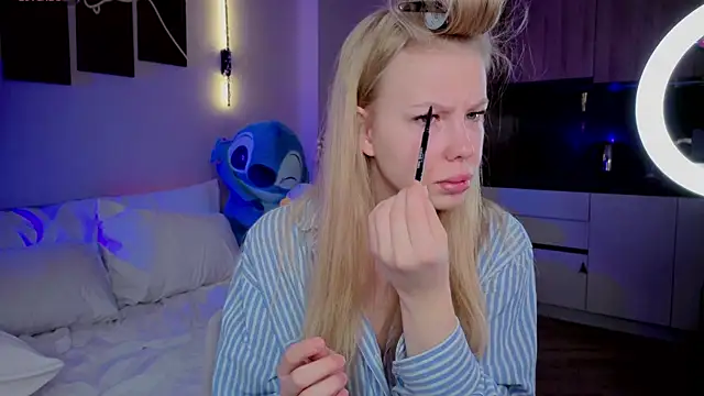 emilyshepar d online show from 04/07/26, 01:40