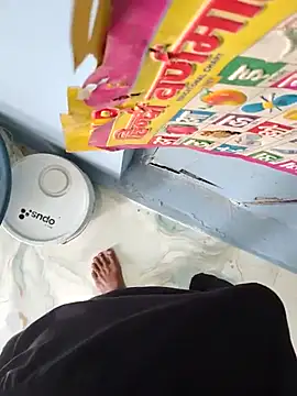 RAYI Queen 4 online show from 02/17/26, 06:00