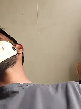 RAYI Queen 4 online show from 12/14/25, 04:08