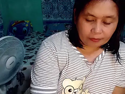 Snapshot of lovelable_smile chatting on 06/16/26, 02:39 lovelable smile online show from 06/16/26, 02:39