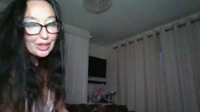 Snapshot of Kinky-CarlaXX chatting on 05/20/26, 09:01 Kinky-CarlaXX online show from 05/20/26, 09:01