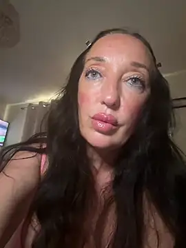 Snapshot of Kinky-CarlaXX chatting on 07/16/26, 07:33 Kinky-CarlaXX online show from 07/16/26, 07:33