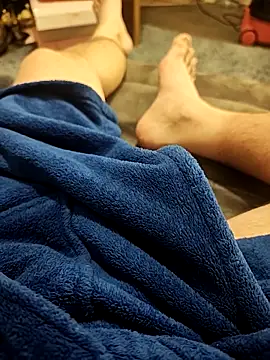 hubbyfun19 online show from 12/17/25, 03:00