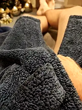 hubbyfun19 online show from 11/28/25, 04:23