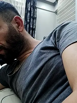 Apooabe online show from 11/11/25, 07:19