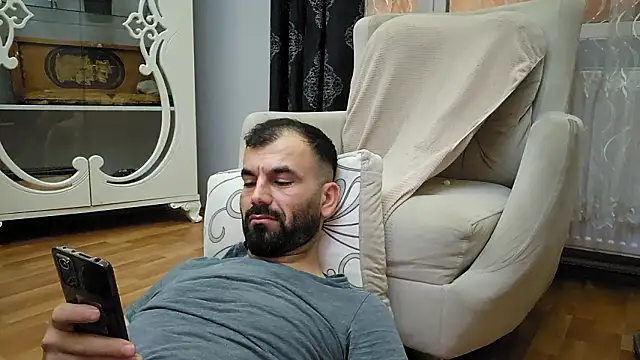 Apooabe online show from 01/08/26, 04:13