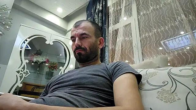 Apooabe online show from 02/15/26, 11:14