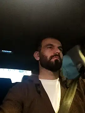 Apooabe online show from 10/27/25, 11:27