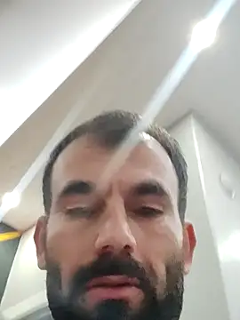 Apooabe online show from 10/28/25, 02:49