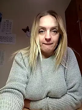 Ami Foxy online show from 01/13/26, 11:47