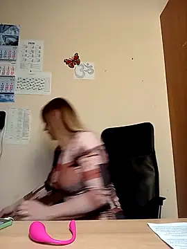 Ami Foxy online show from 05/07/26, 05:44