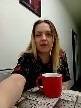 Ami Foxy online show from 05/09/26, 05:22