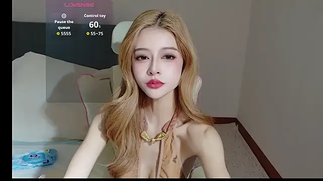 Aimee3241 online show from 02/13/26, 06:57